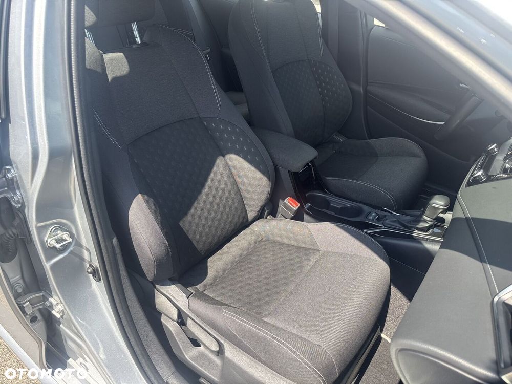 Toyota Corolla 1.8 Hybrid Comfort - 16