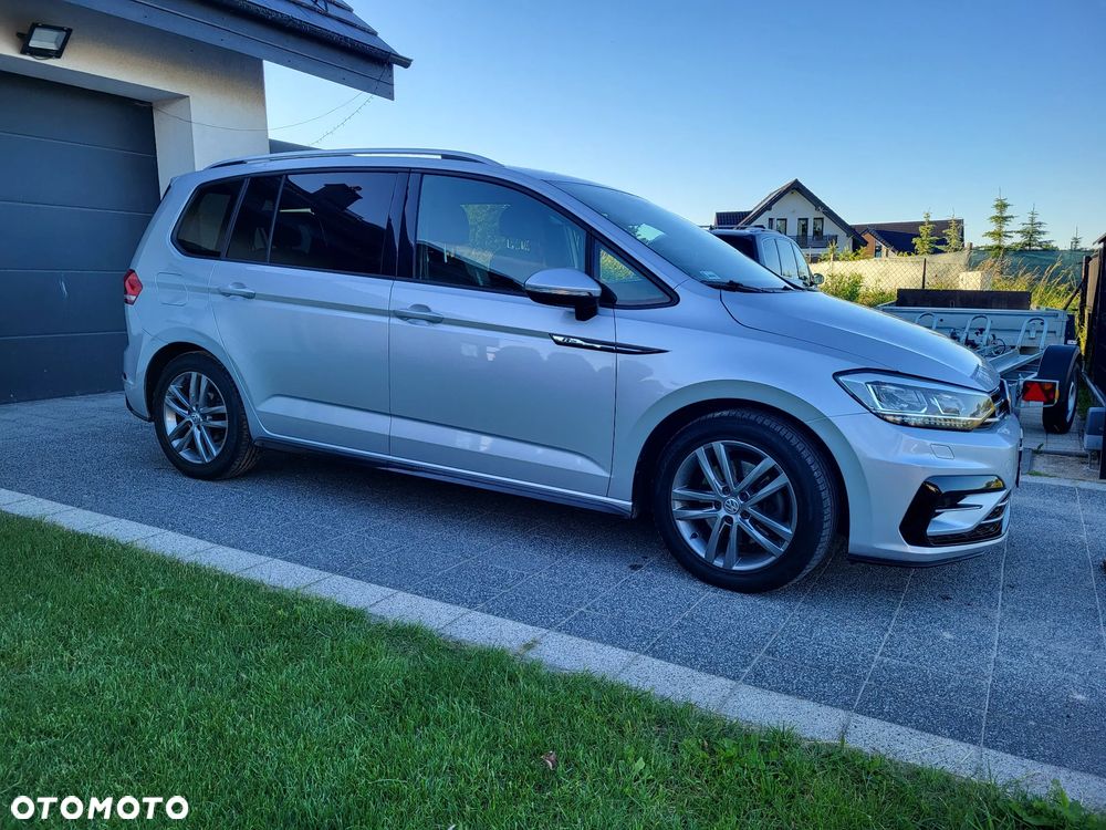 Volkswagen Touran - 14