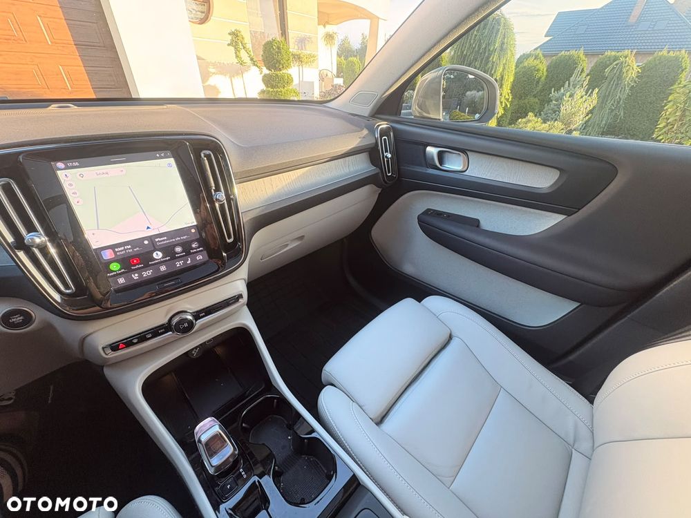 Volvo XC 40 - 23