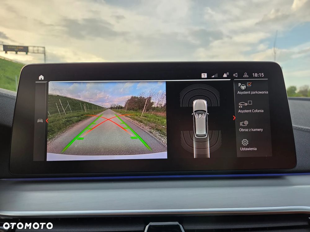 BMW Seria 5 540d xDrive mHEV M Sport sport - 22
