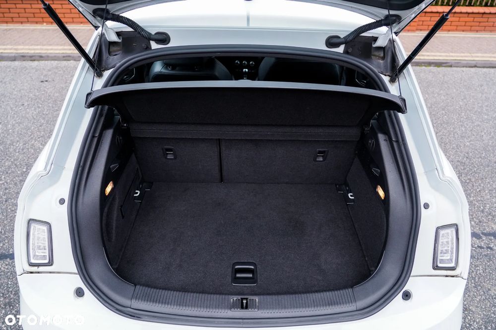 Audi A1 Sportback 1.4 TFSI S tronic S line Sportpaket - 26