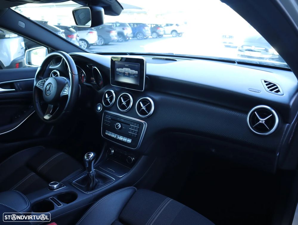 Mercedes-Benz A 180 d Urban - 18