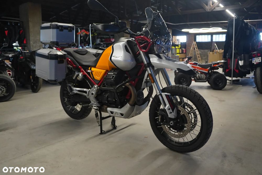 Moto Guzzi V85 - 9