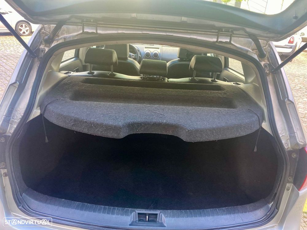 Nissan Qashqai 2.0 dCi Tekna Premium 17 - 28