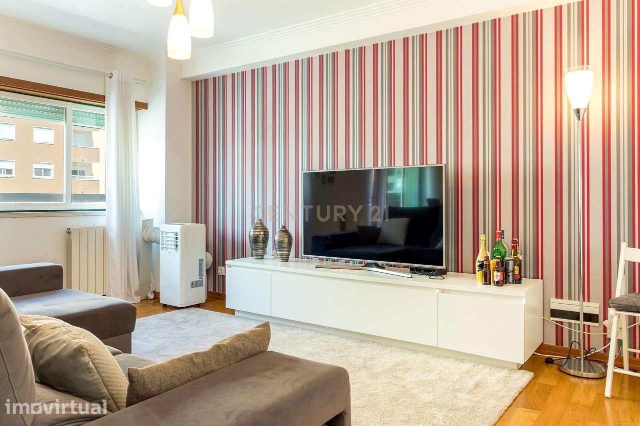 Apartamento T3 mobilado, equipado, com garagem, em Carnaxide, Oeiras. - Grande imagem: 2/29