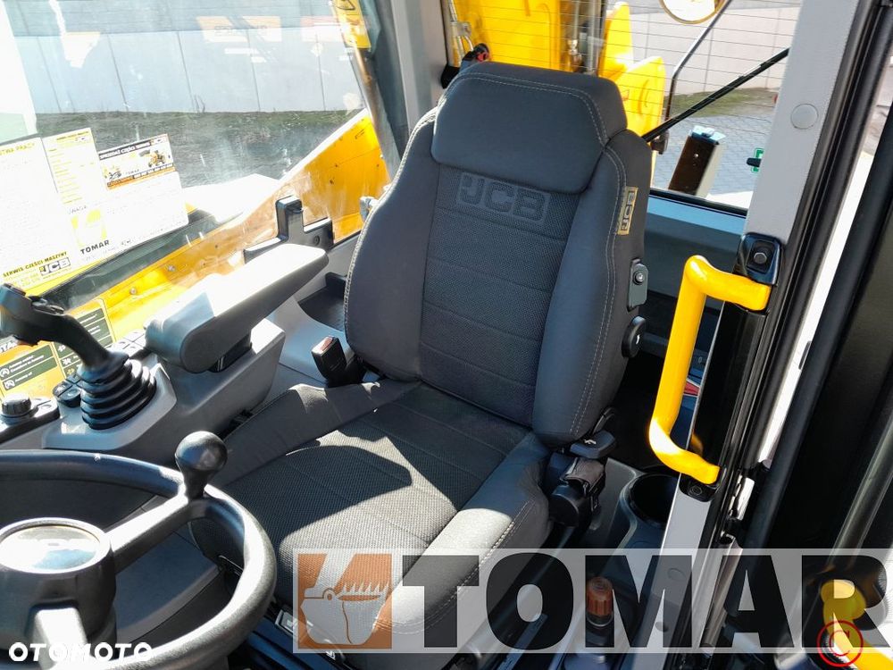 JCB 560-80 2023R agri - 26