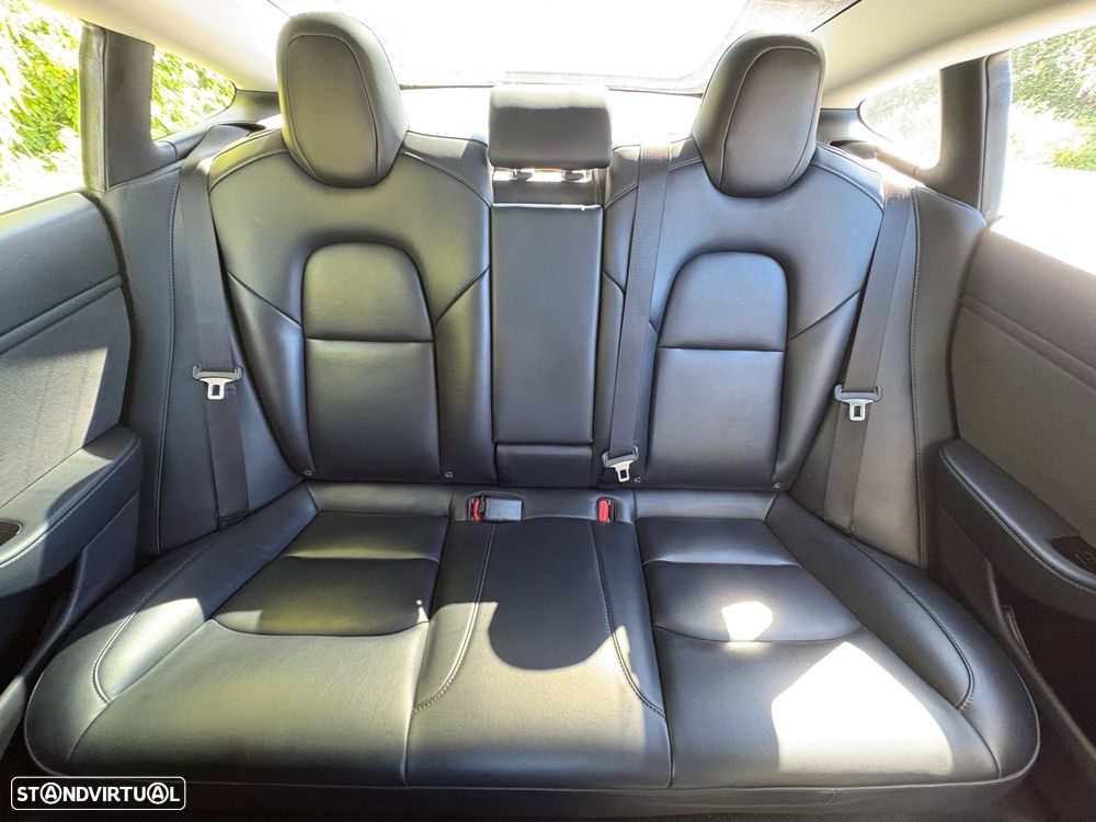 Tesla Model 3 Long Range AWD Dual Motor - 17