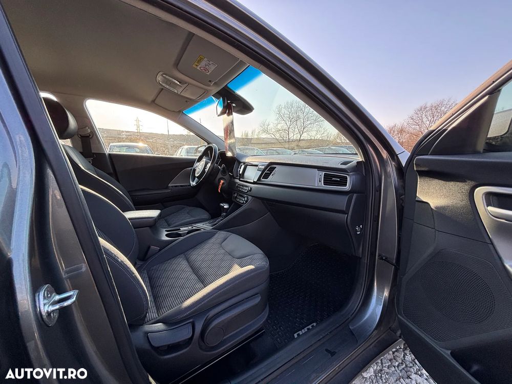 Kia Niro 1.6 GDI PHEV 2WD Aut. Vision - 19