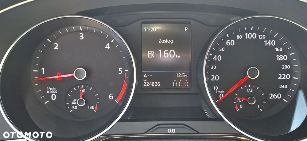 Volkswagen Passat 2.0 TDI SCR DSG 4Motion Elegance - 22