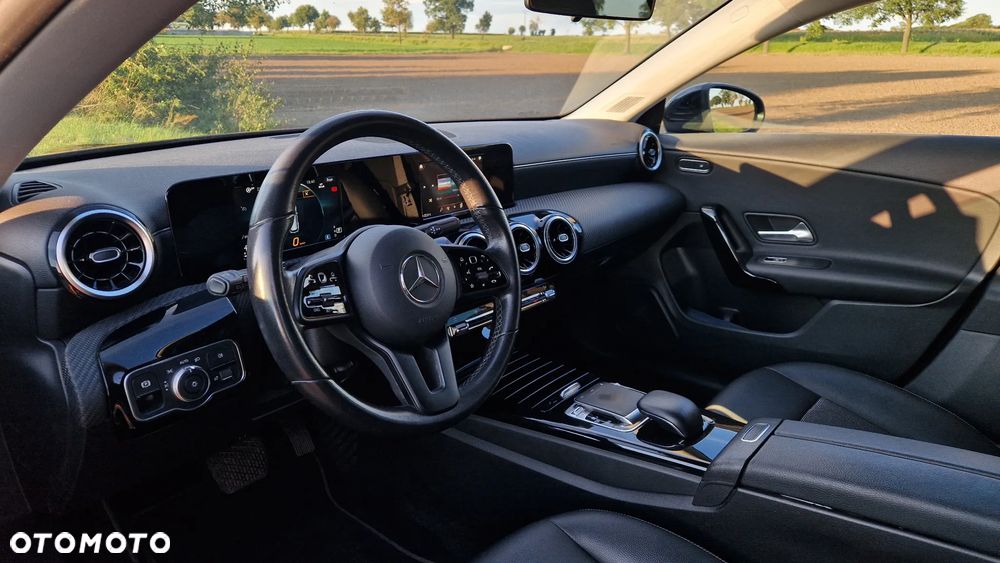 Mercedes-Benz CLA 200 d 8G-DCT Edition 1 - 16