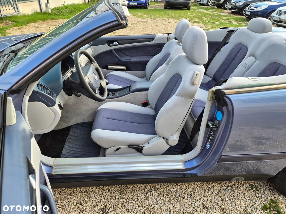Mercedes-Benz CLK - 20