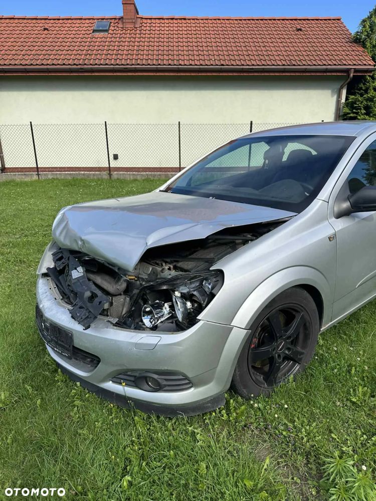 Opel Astra III GTC 1.9 CDTI Sport - 5