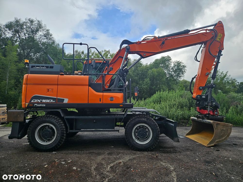 Doosan dx160w - 4