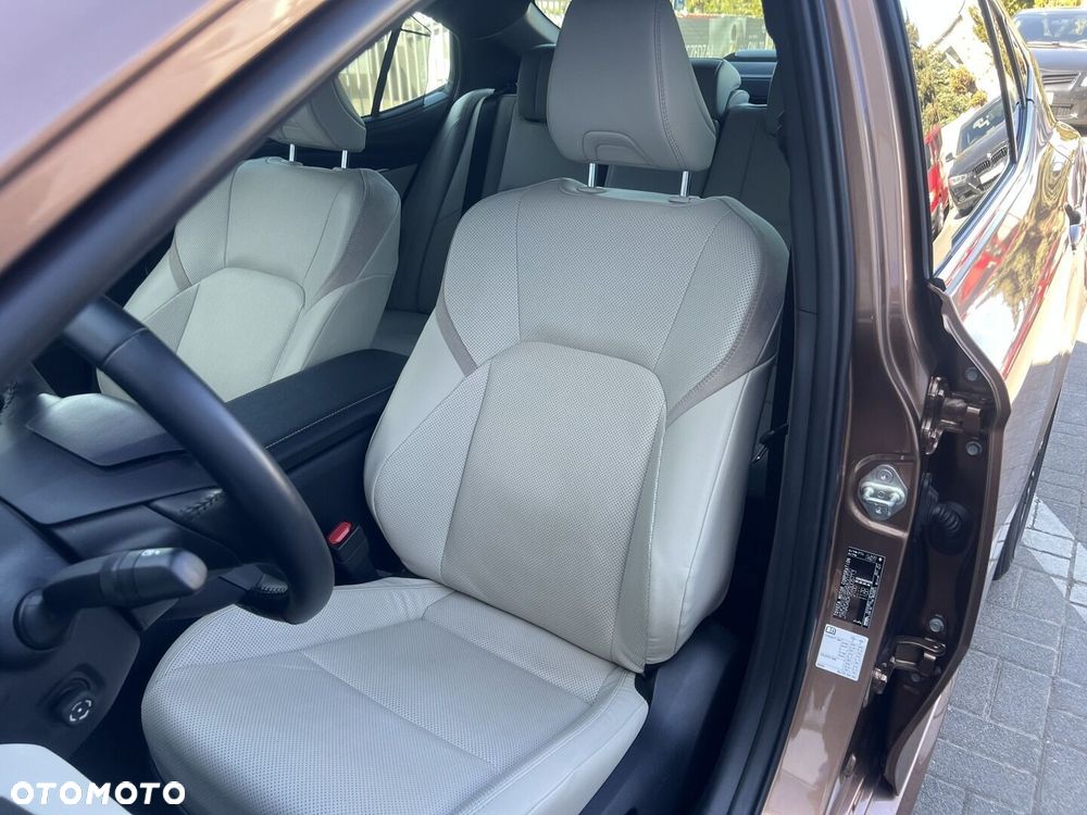 Toyota Camry - 13