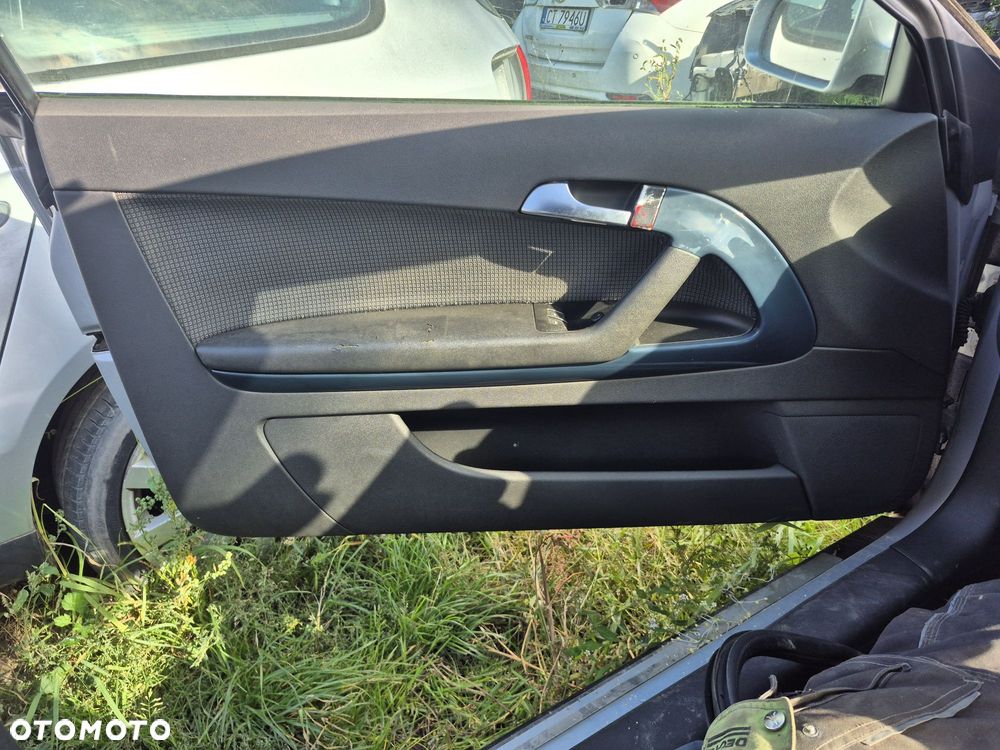 Boczek podłokietnik lewy kierowcy audi a3 8p