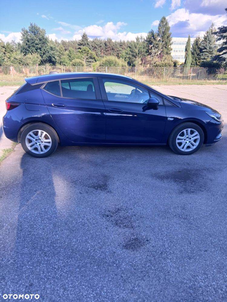 Opel Astra - 2