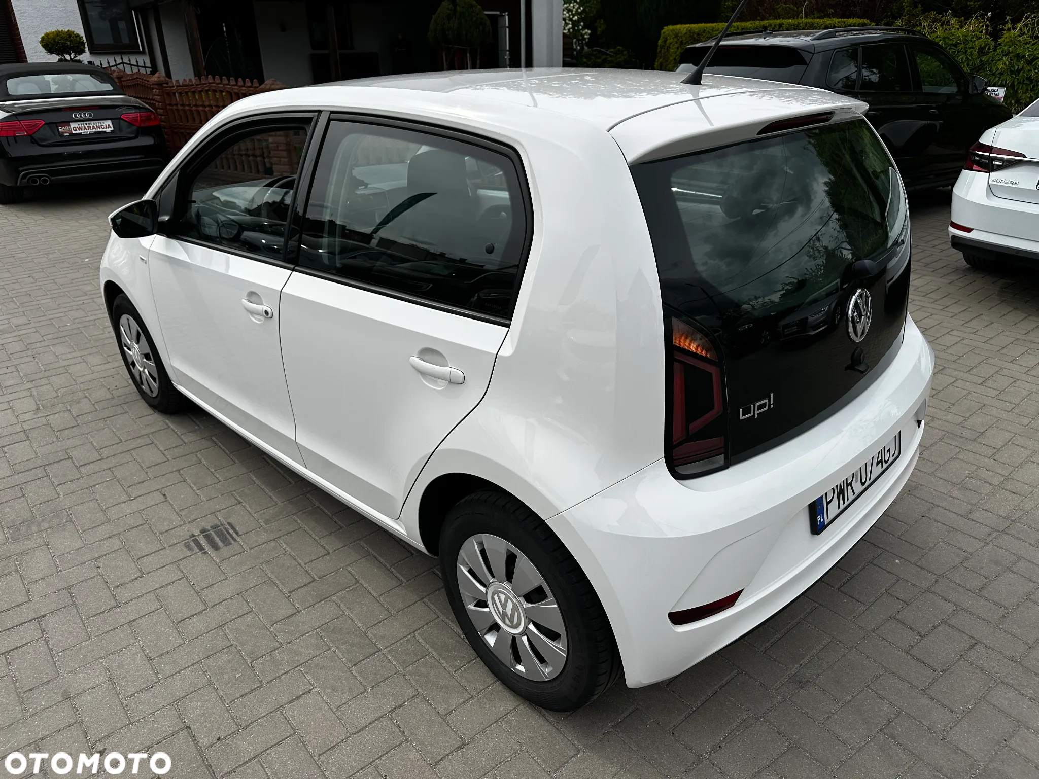 Volkswagen up! - 4