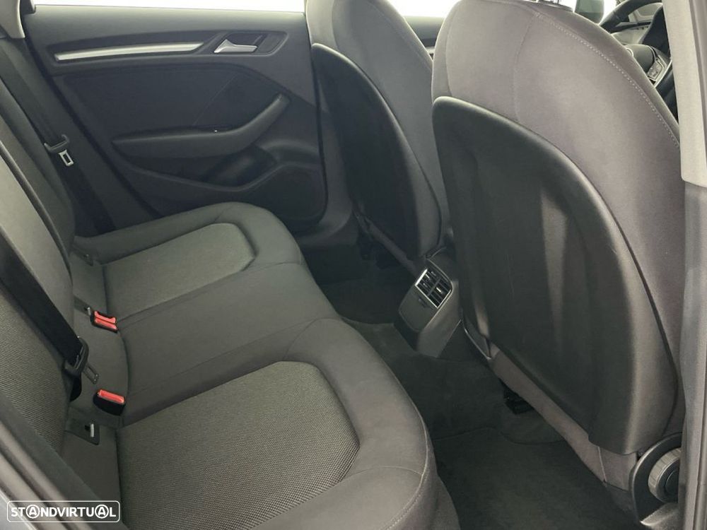 Audi A3 Sportback 1.6 TDI - 24