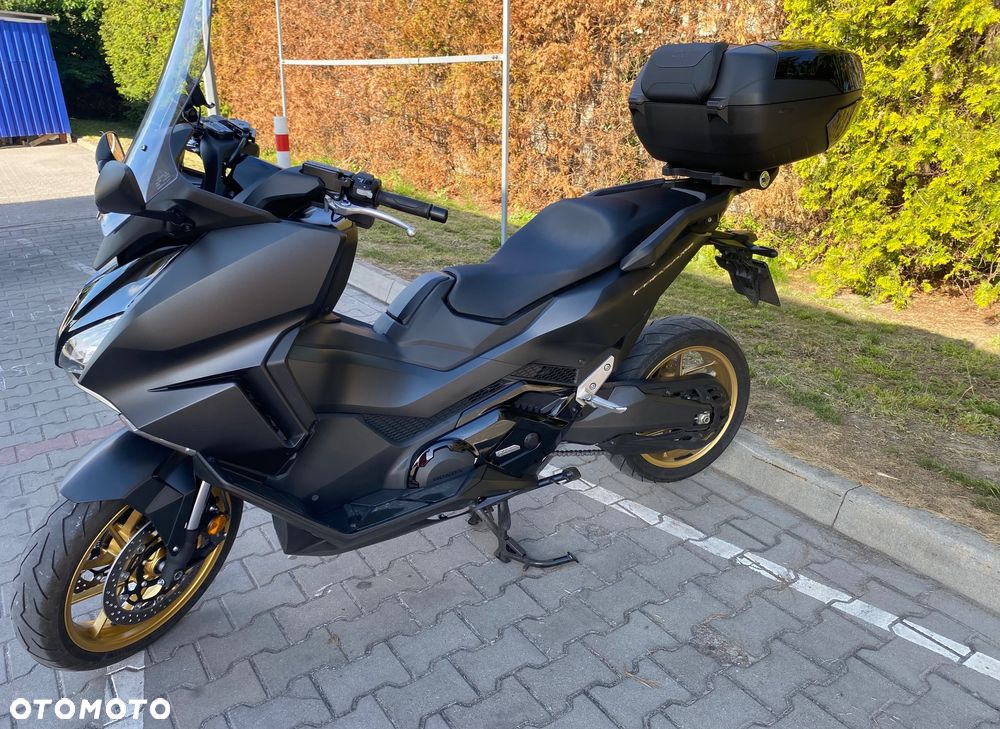 Honda NSS - 4