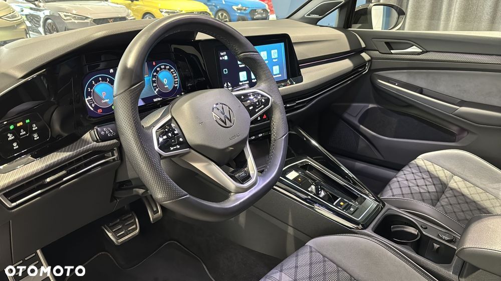 Volkswagen Golf 1.5 eTSI EVO R-Line DSG - 10