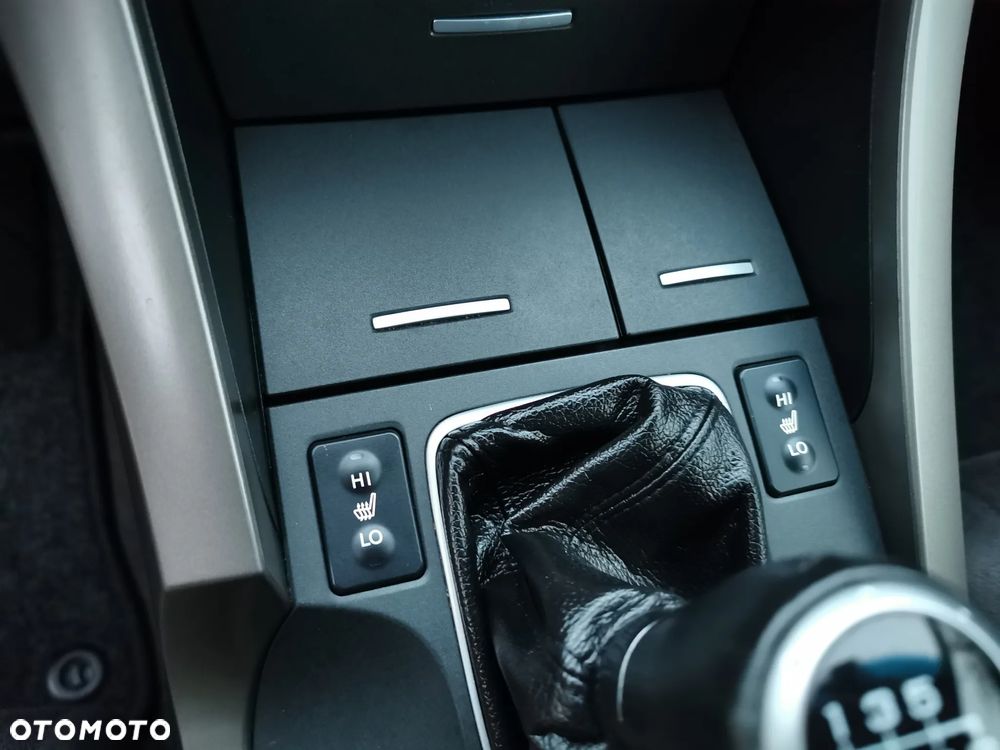 Honda Accord 2.0 Elegance - 29