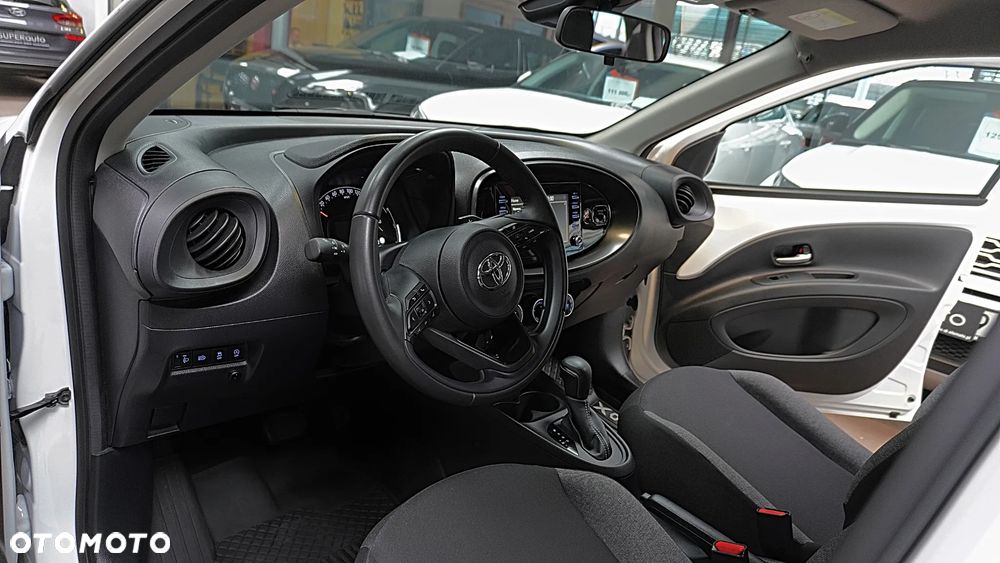 Toyota Aygo X - 13