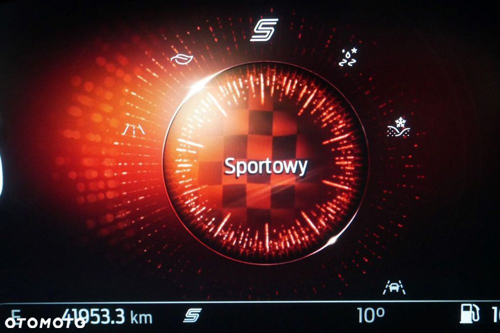 Ford Kuga - 28