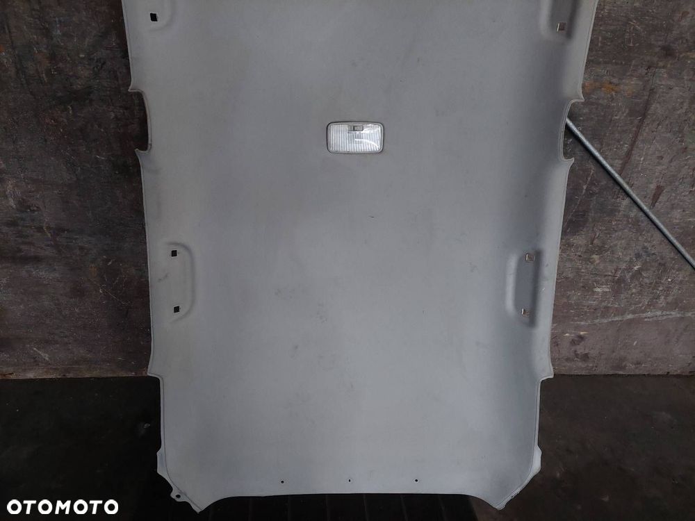 PODSUFITKA TOYOTA AURIS I HB 5D - 4