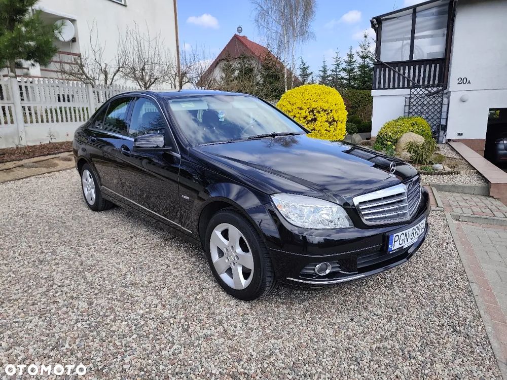 Mercedes-Benz Klasa C 180 Kompressor BlueEFFICIENCY Elegance - 1