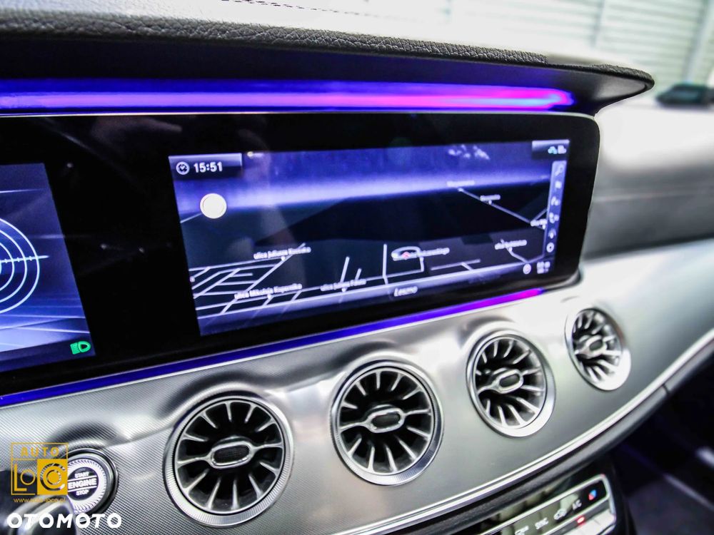 Mercedes-Benz Klasa E 300 9G-TRONIC AMG Line - 19