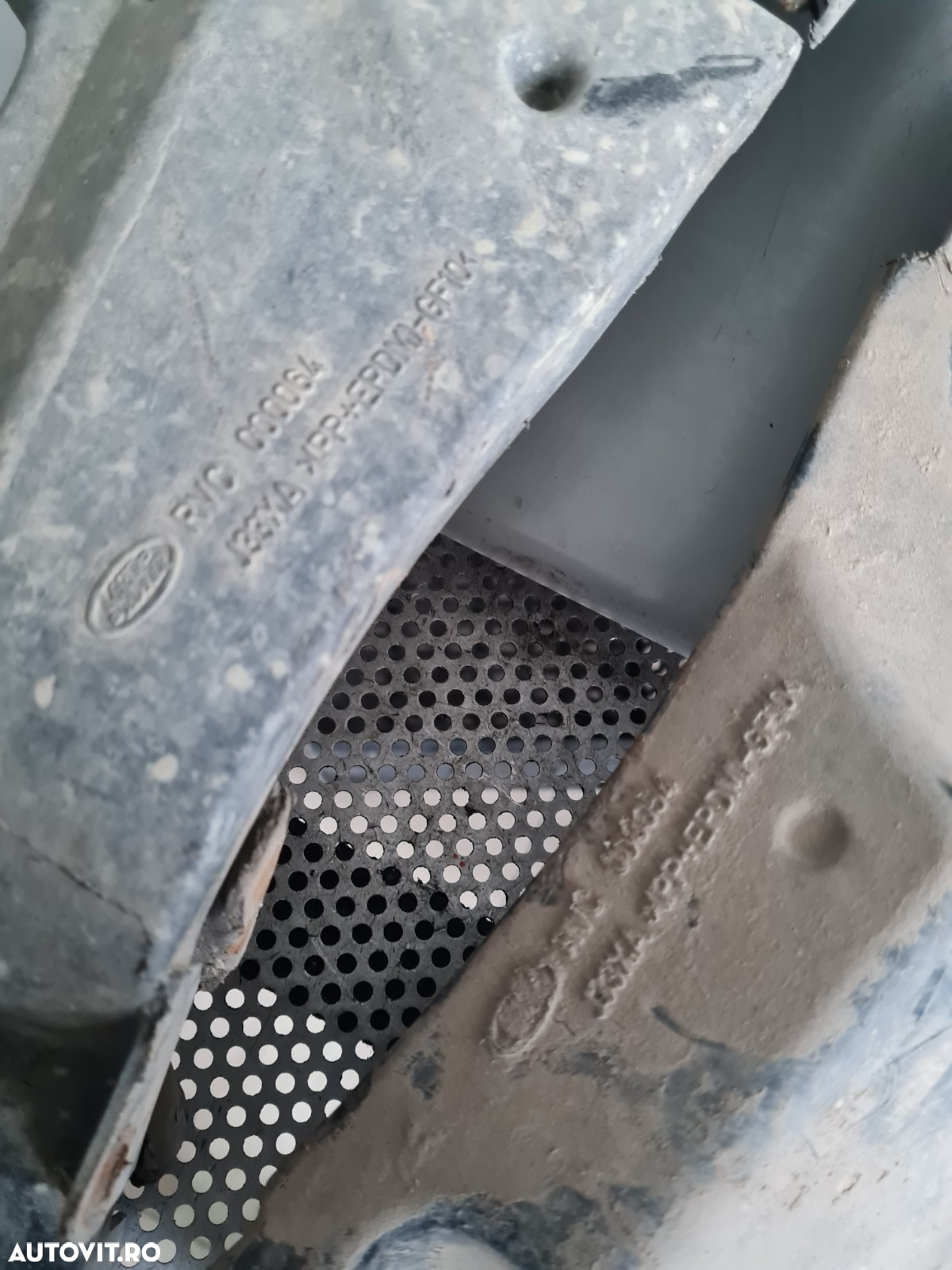 Scut Protectie Exterioara Compresor Perne Aer Land Rover Range Rover Sport L320 Discovery 3 An 2005 - 6