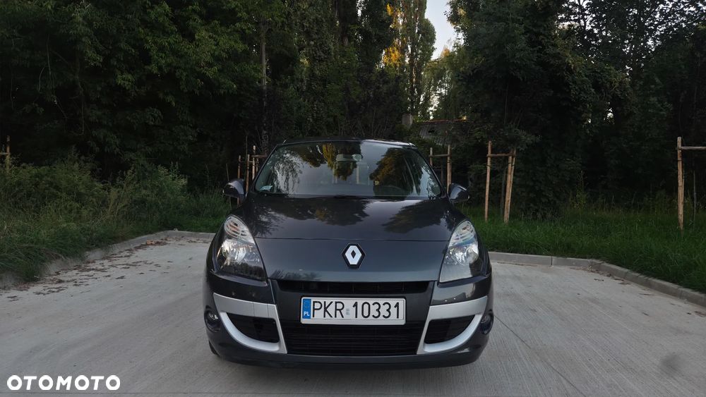 Renault Scenic - 1