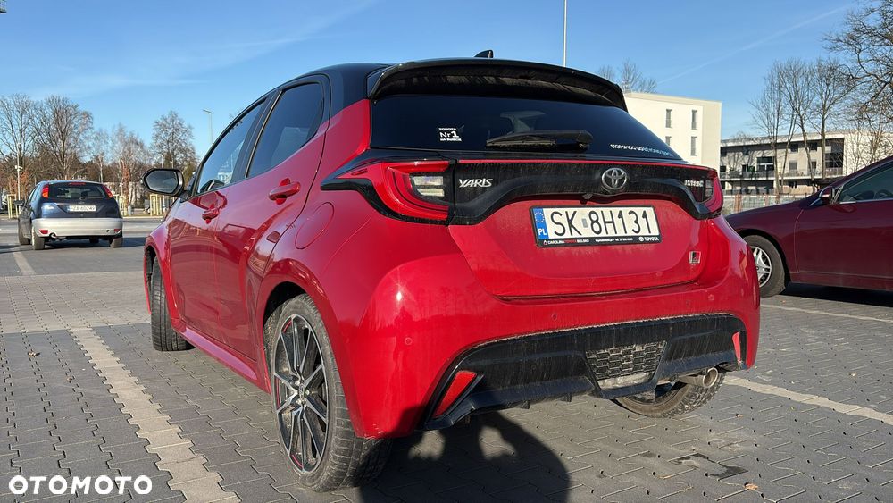 Toyota Yaris Hybrid 1.5 GR Sport - 5