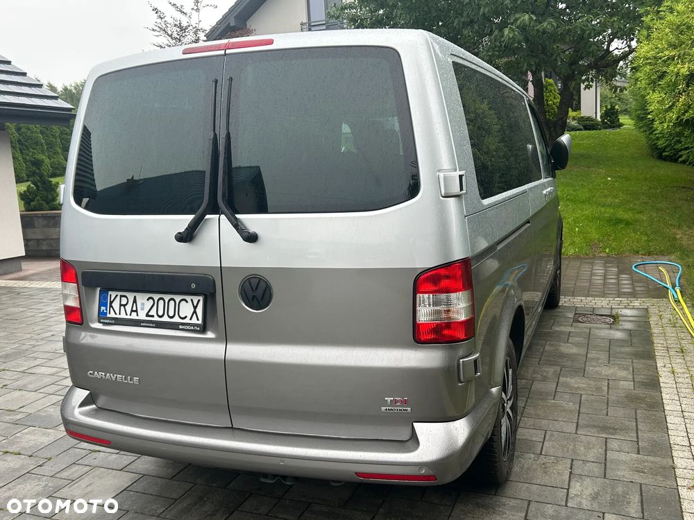 Volkswagen Caravelle - 4