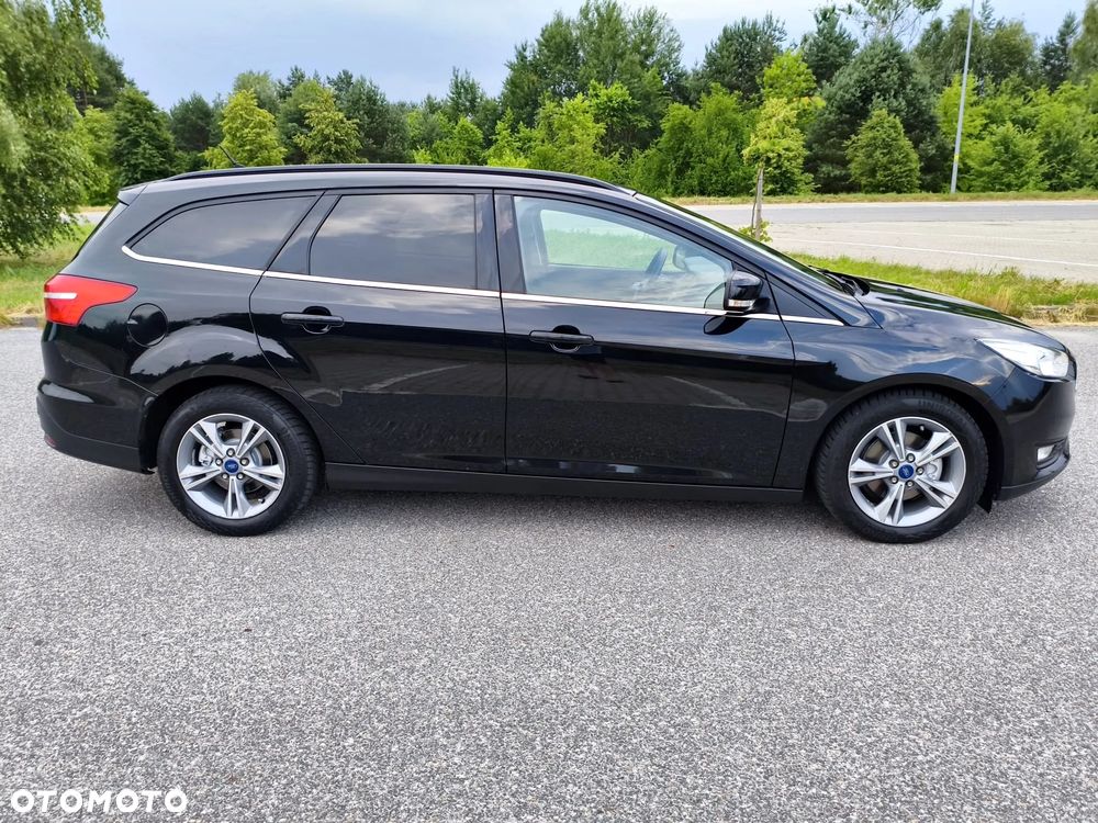Ford Focus 1.6 TDCi DPF Start-Stopp-System Titanium - 16