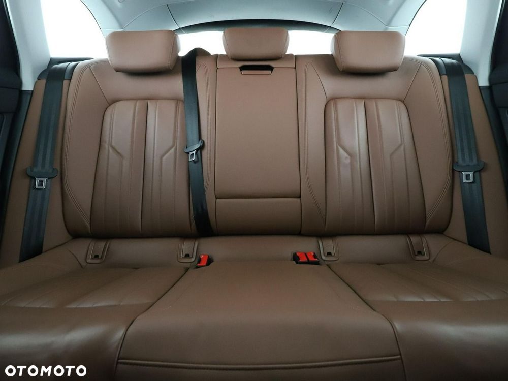 Audi A6 Avant TDI mHEV S tronic - 19