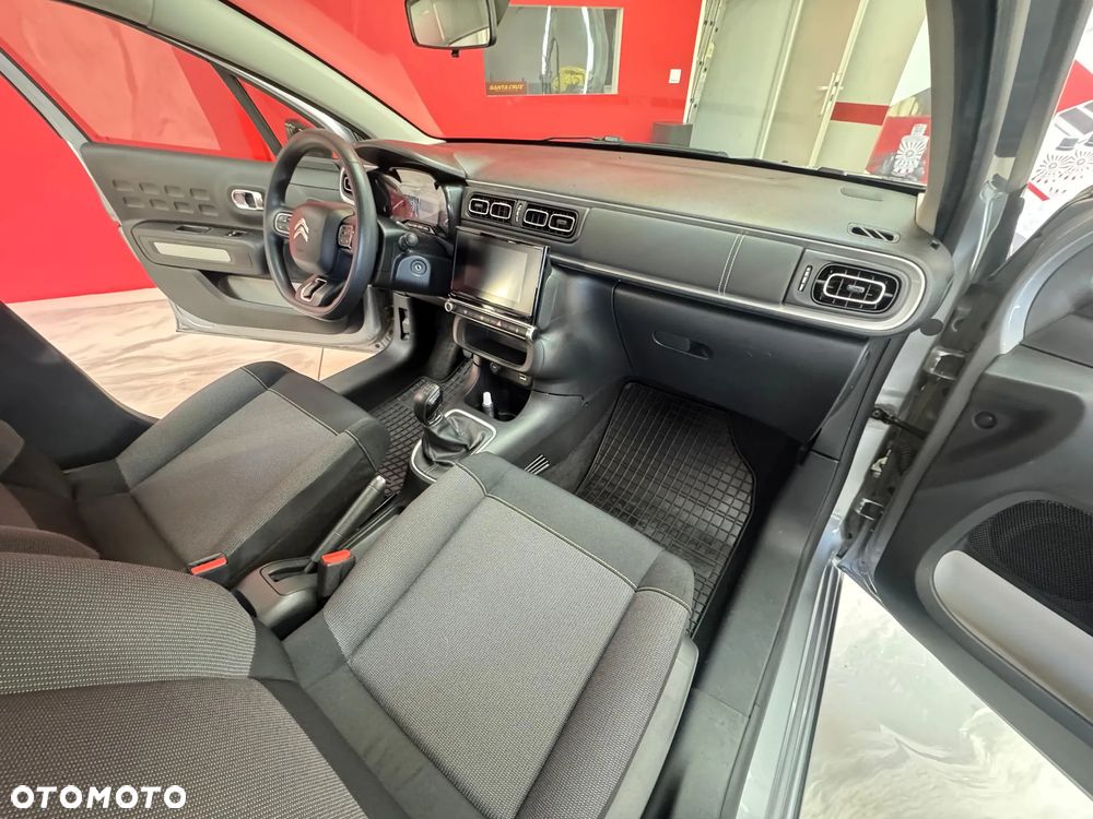 Citroën C3 1.2 PureTech Shine - 9
