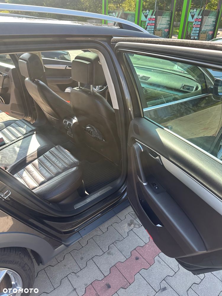Volkswagen Passat 2.0 TDI 4Mot Highline DSG - 30