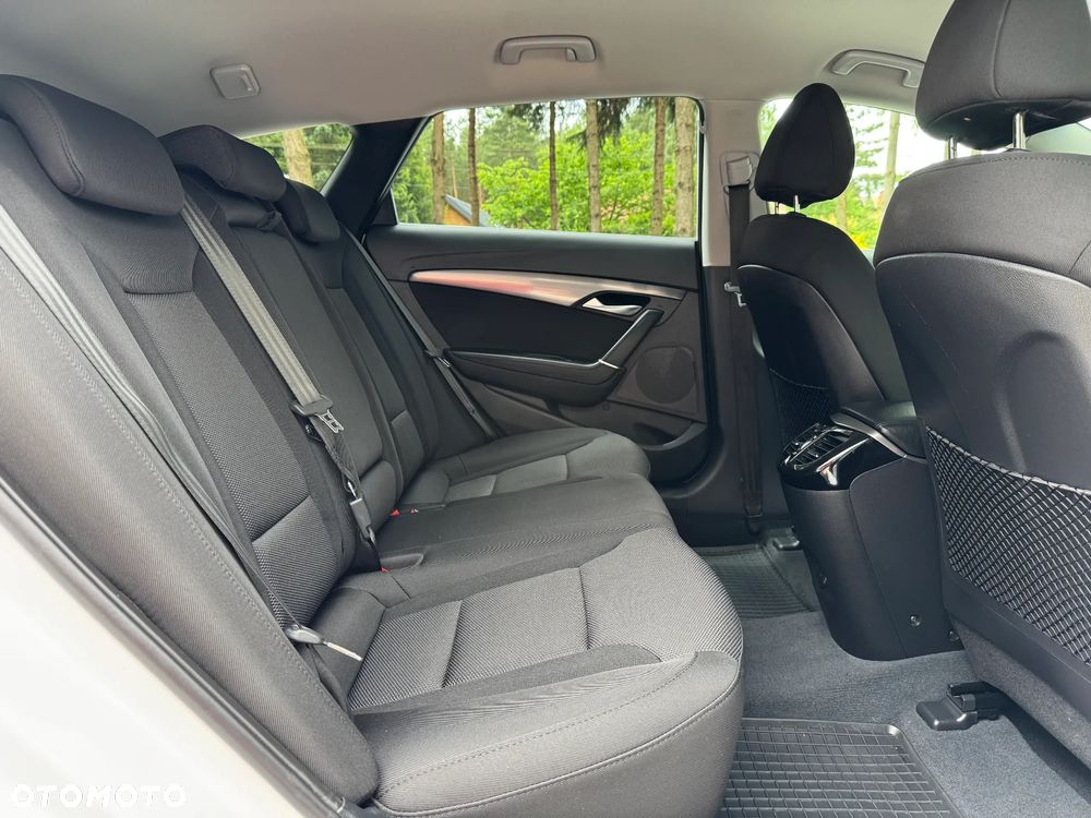 Hyundai i40 Kombi blue 1.7 CRDi Premium - 32