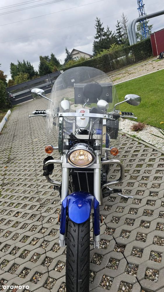 Suzuki Boulevard - 2
