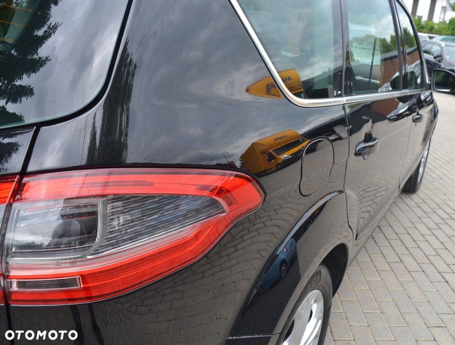 Ford S-Max 2.0 TDCi DPF Titanium - 16