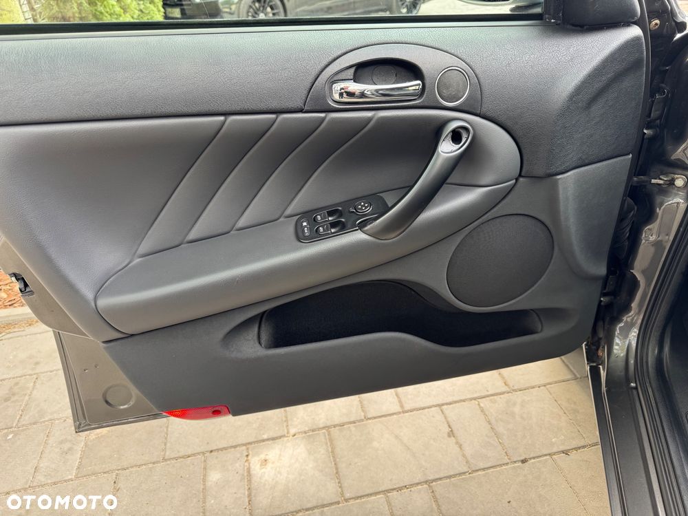 Alfa Romeo 147 1.9 JTD 16V M-Jet Progression - 10
