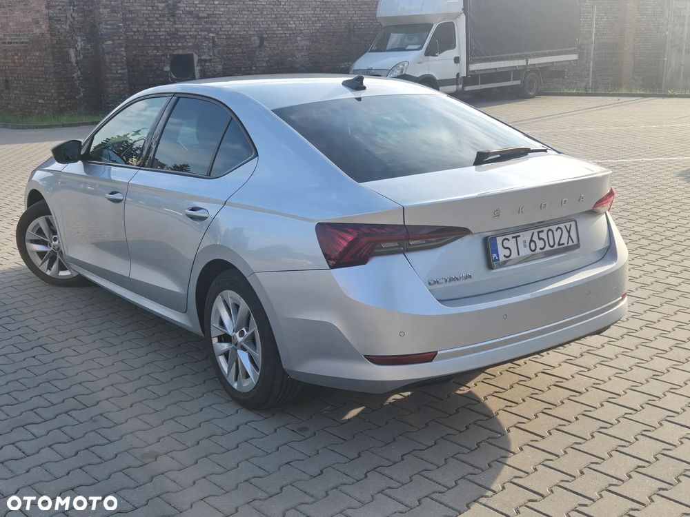 Skoda Octavia 1.5 TSI ACT Ambition - 5