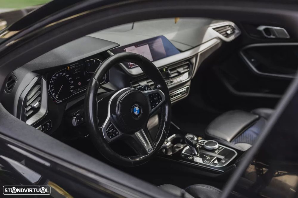 BMW 116 d Pack M Auto - 24