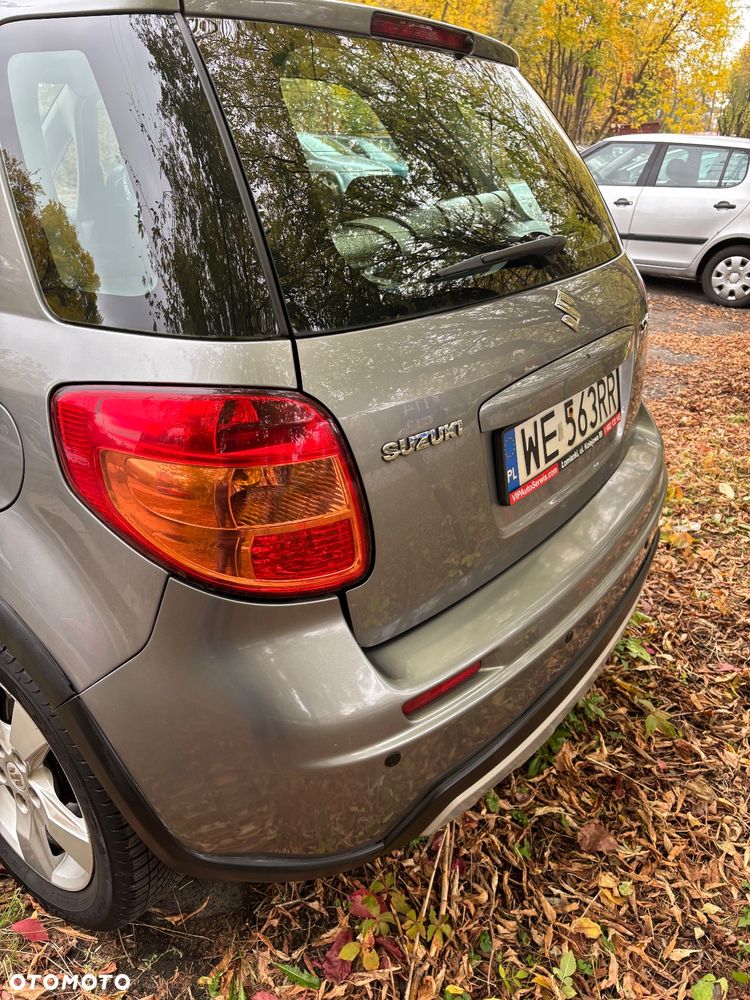 Suzuki SX4 1.6 Comfort - 16