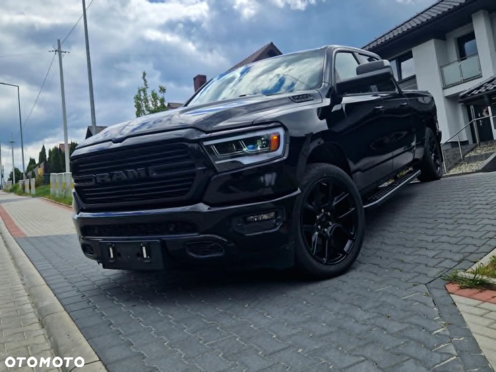 RAM 1500 5.7 Crew Cab Laramie - 1