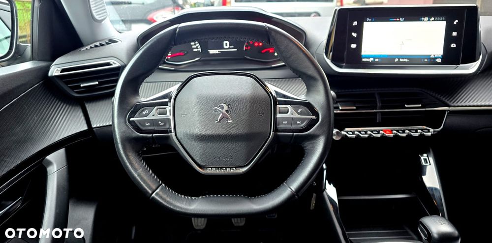 Peugeot 2008 1.2 PureTech Active Pack S&S - 19
