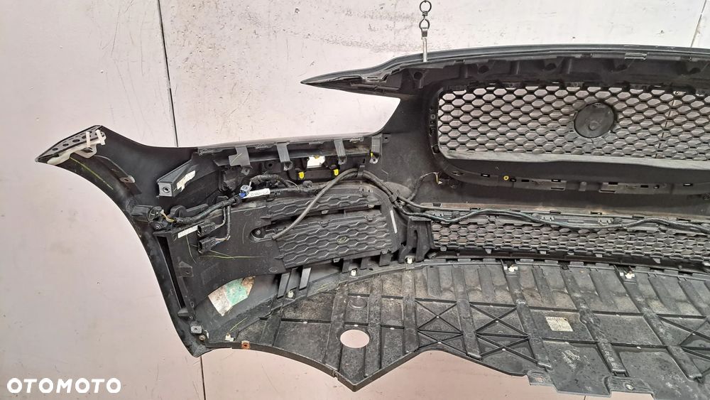 Jaguar XE X760 zderzak przedni przód 6xPDC - 5