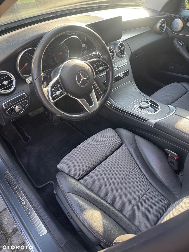 Mercedes-Benz Klasa C 300 e 9G-TRONIC - 10