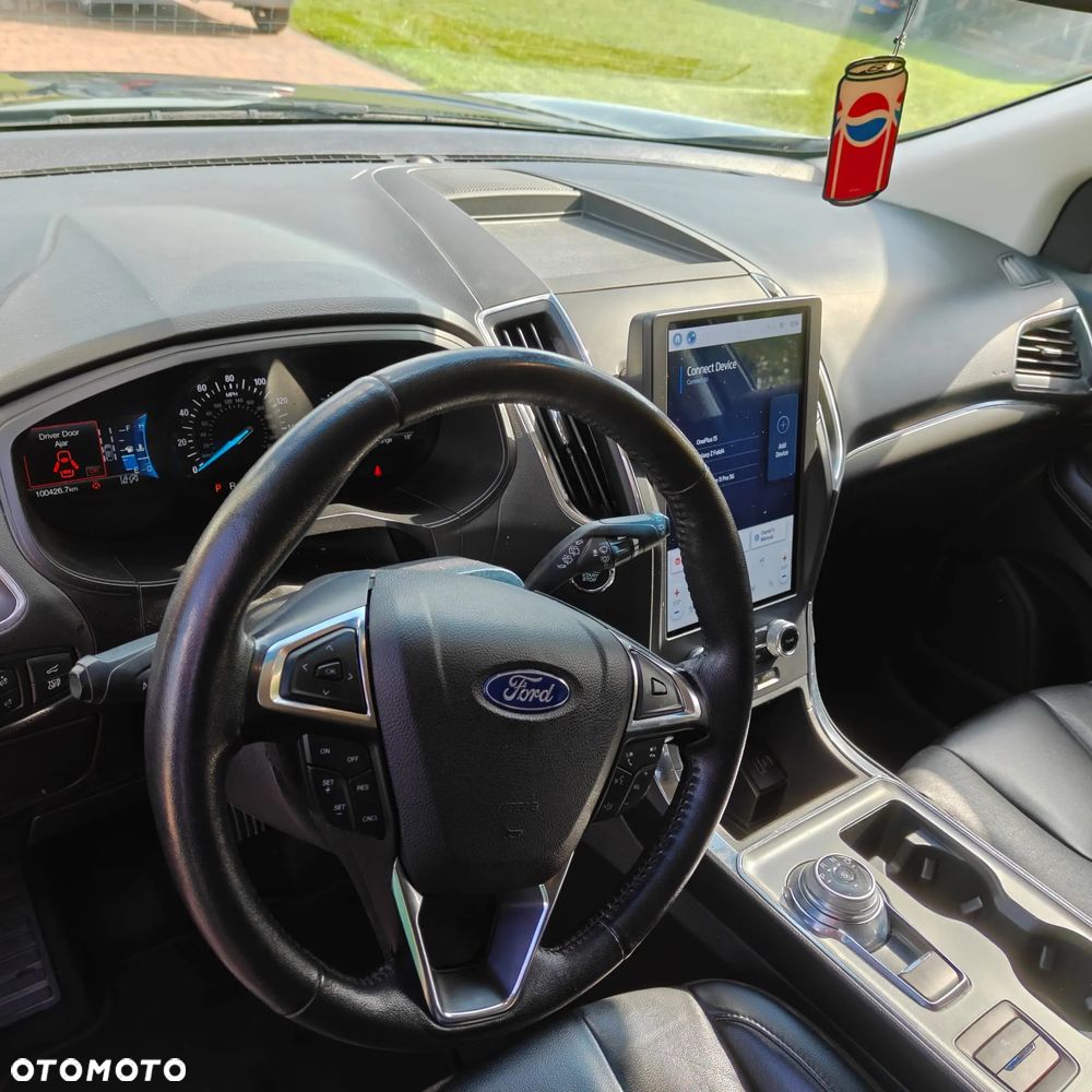 Ford Edge - 10